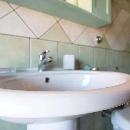 Welcomely - Cafe Del Mar Apartment *